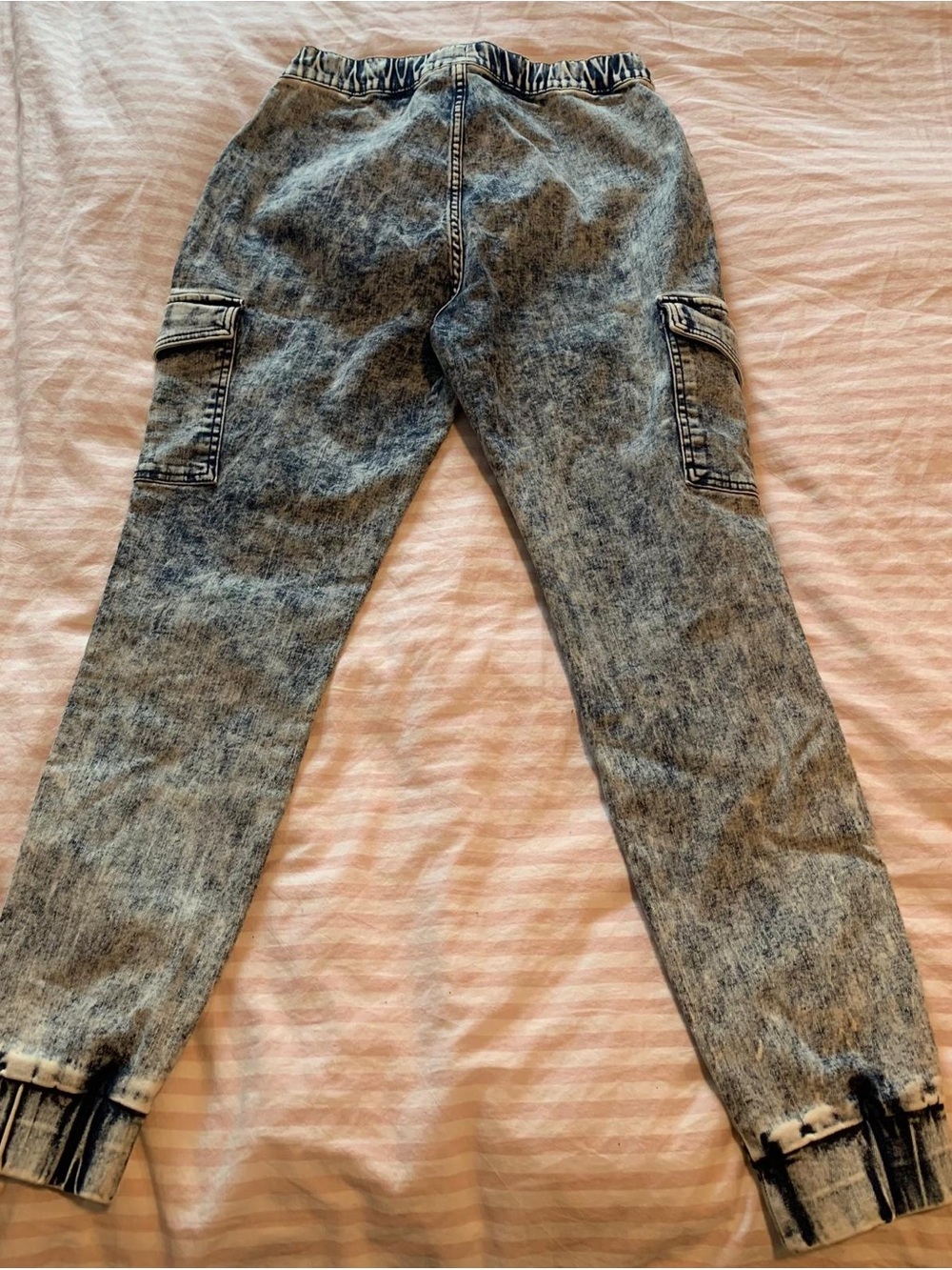 Max Jeans Men's Skinny Acid-Wash Blue Jeans with Distressed Detail